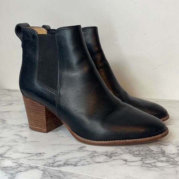 Madewell The Regan Chelsea Boot 9 - Picture 2 of 8